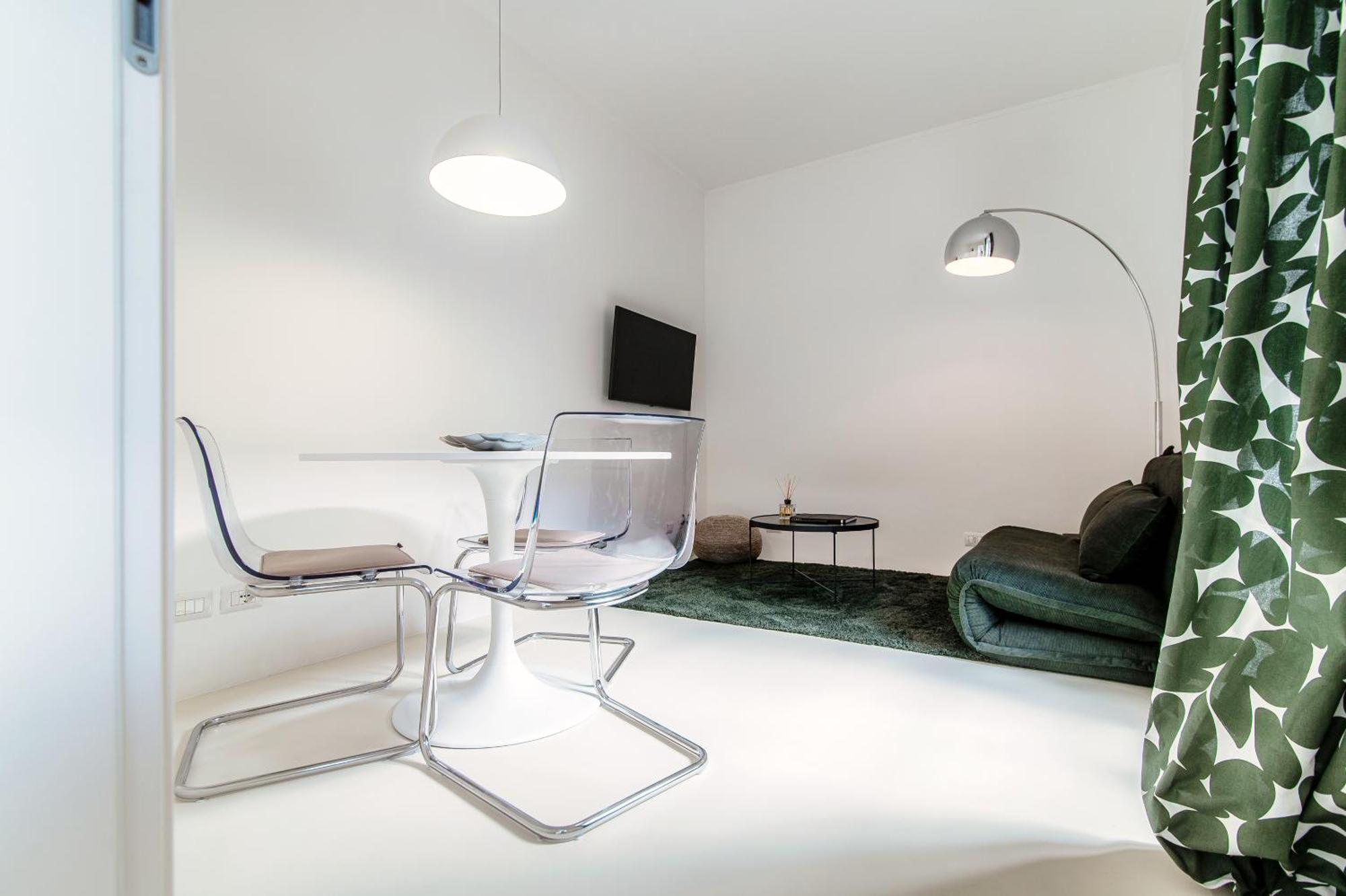 Giuliny Lovely Flat - The House Of Travelers โกโม ภายนอก รูปภาพ
